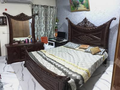 80k bed singhar table sheesham