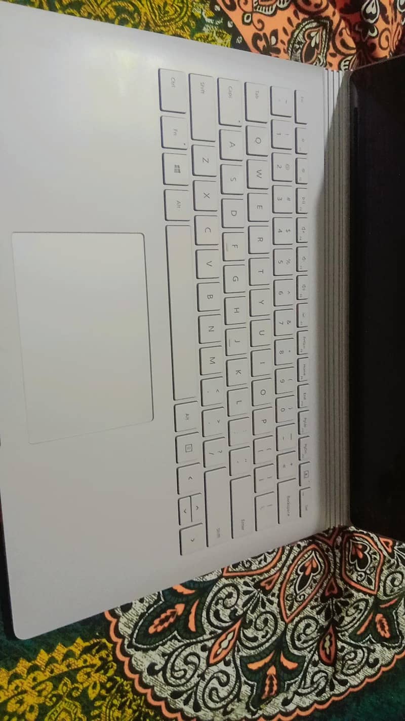 Microsoft Surface Book 2 2