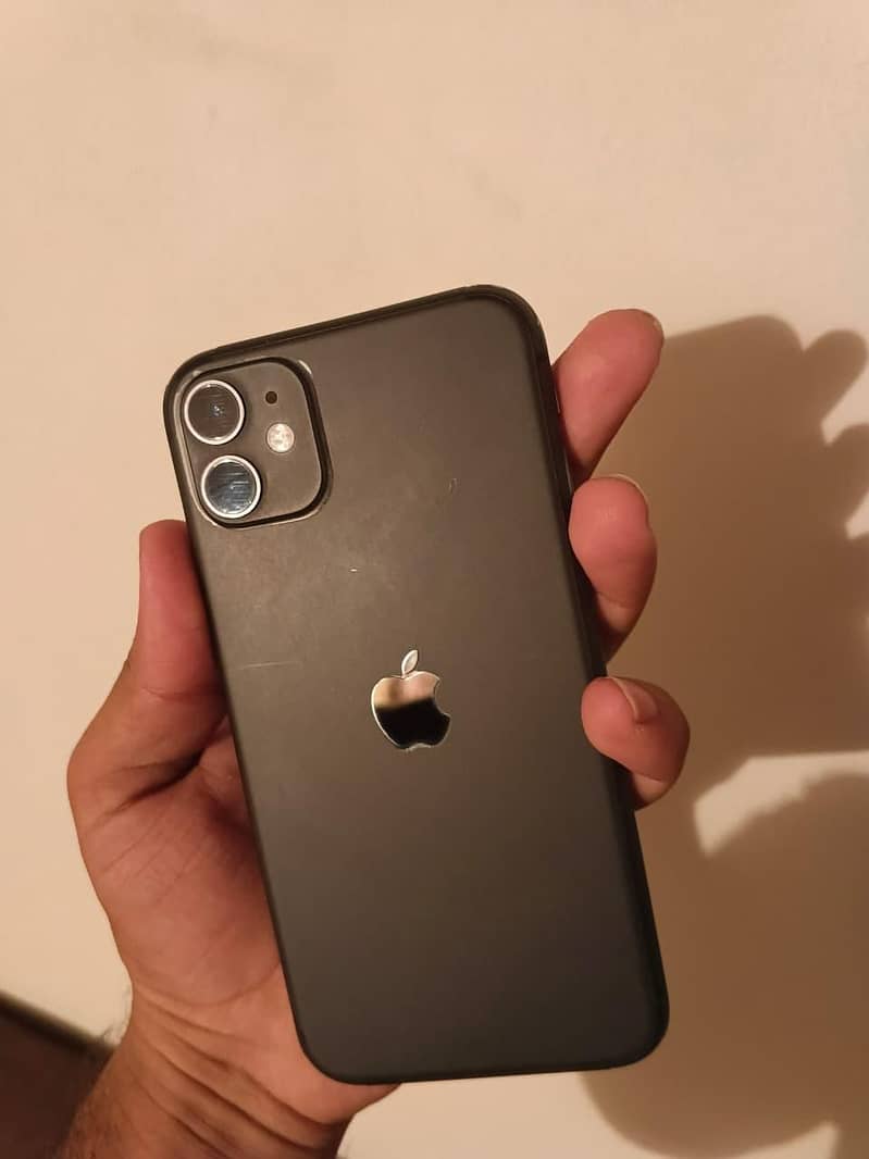 Apple iPhone 11 0