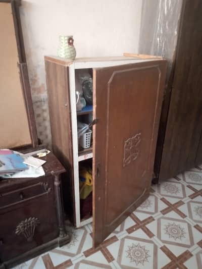 Cupboard 52 x 30 x 18 inch