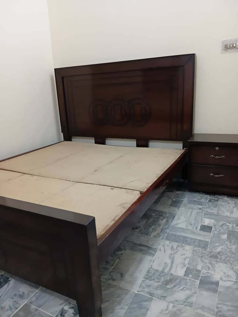 Solid wood full size double bed 0