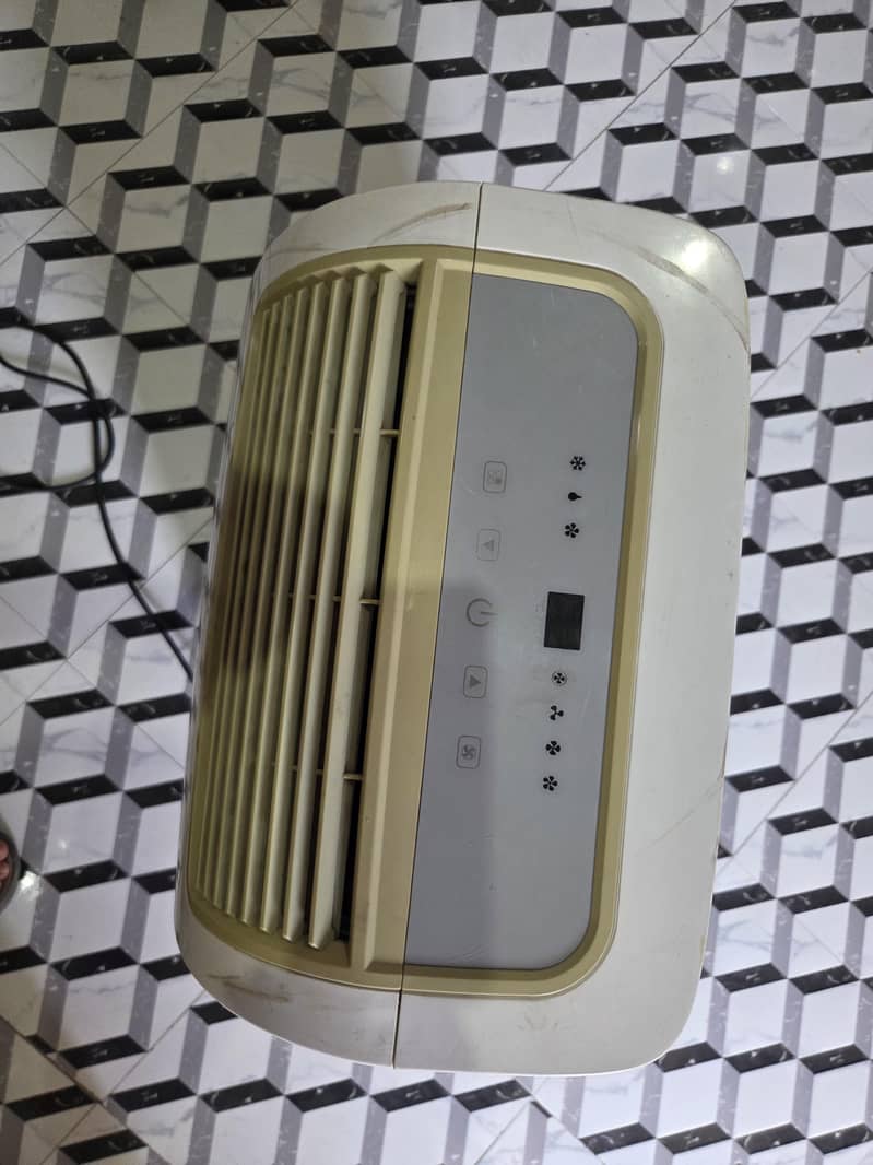 TCL portable 1