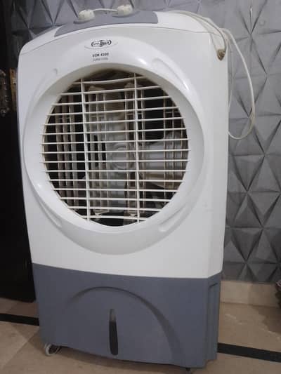 SUPER ASIA AIR COOLER IN GOOD CONDITION FOR SALE.