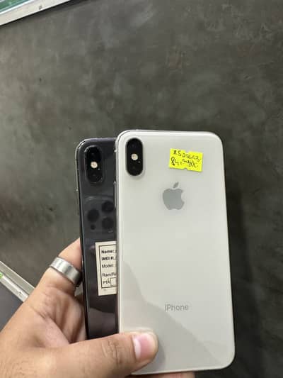 Apple iPhone xs,xs MAXX read caption