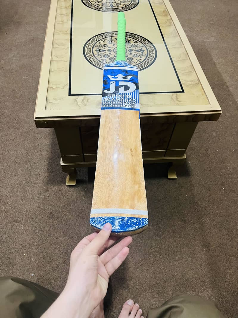 Cricket bat 3