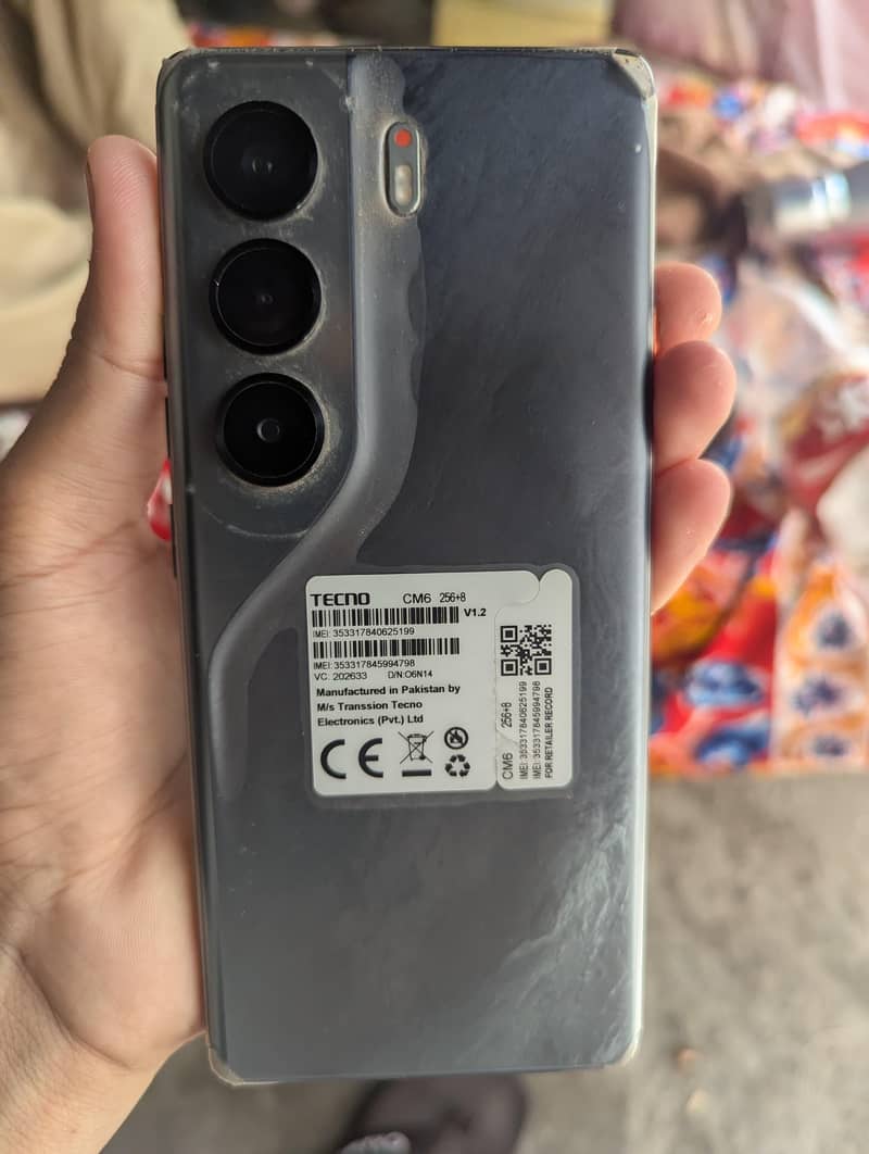 Tecno CAMON 40 Pro 0