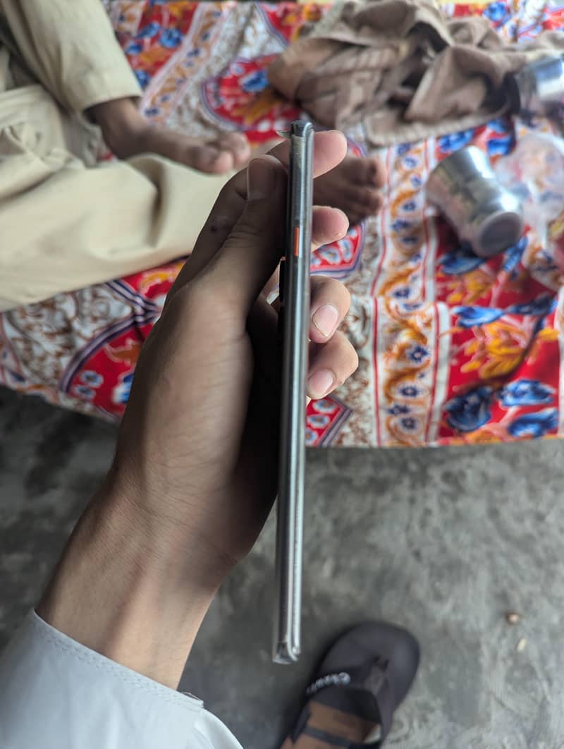 Tecno CAMON 40 Pro 2