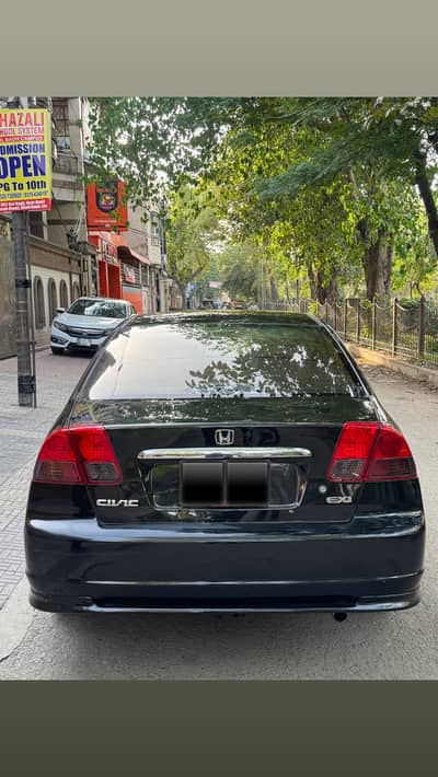 Honda Civic EXi 2005