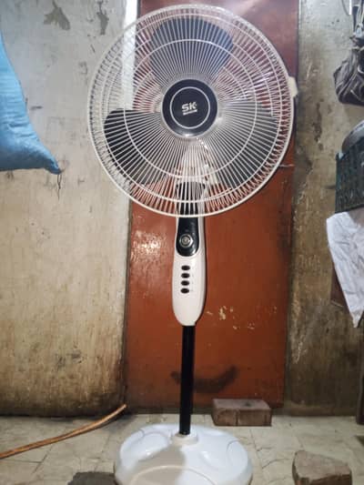 Fan :;