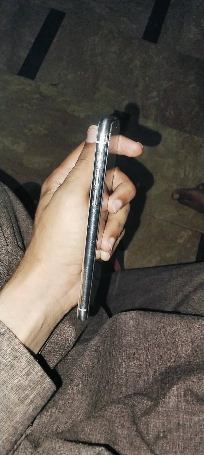 Apple iPhone X 4