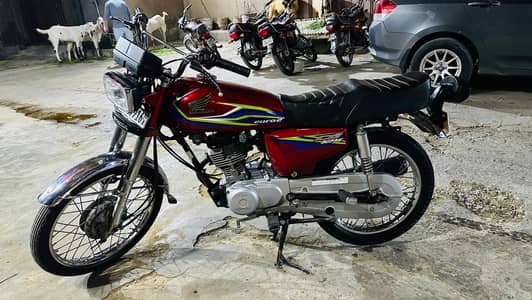 Honda CG 125 (2017) red for sale