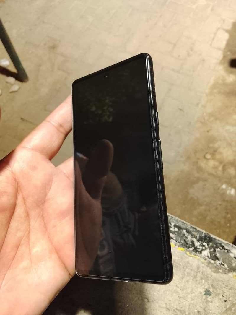 Google Pixel 7 4
