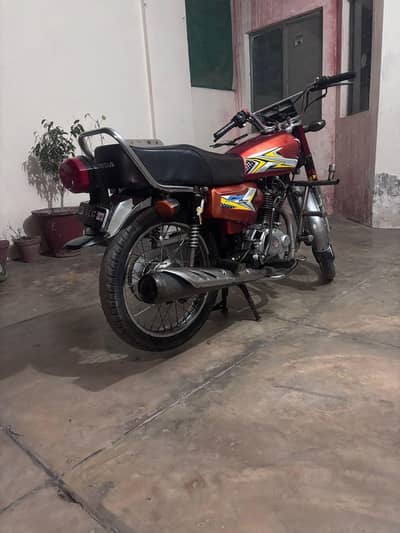 Cash ki zarorat ha urgent sale