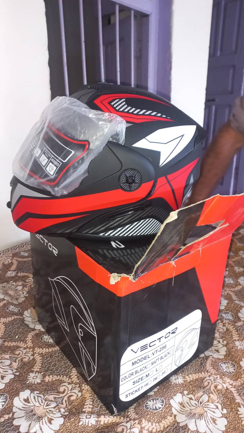 Vector Imported Helmet Large size 9