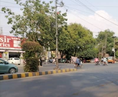 Spacious Residential Plot Is Available For sale In Ideal Location Of Allama Iqbal Town