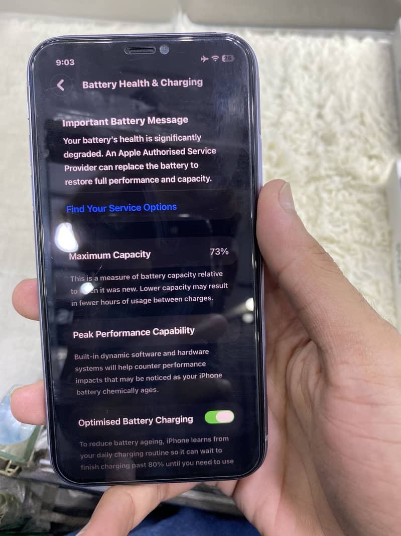 Apple iPhone 11 4