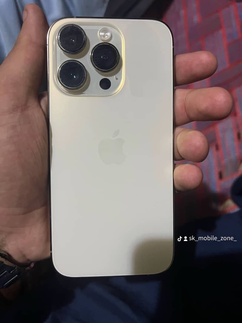 iPhone 14 Pro 3
