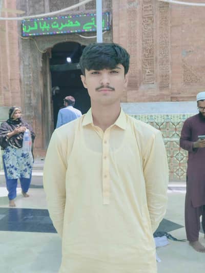 M Makhdoom