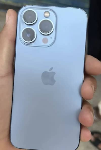 13 pro, factory unlock, 128 gb , contact only whatsaap ( 03249730218 )