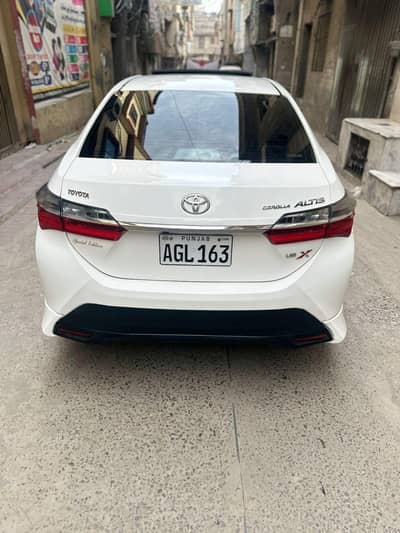 Toyota Corolla Altis 2021 last month 22 registered.  special edition