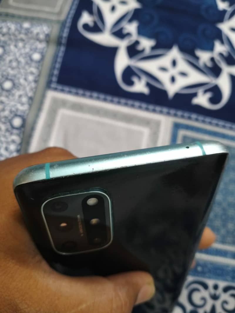 One Plus 8T Plus 6
