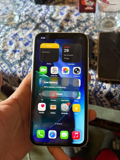 Apple iPhone 11