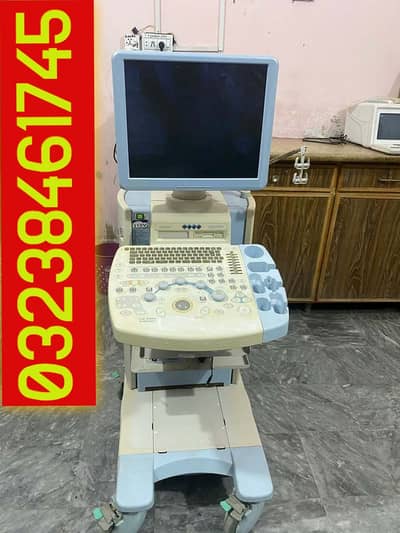 Hitachi eub 7500 (Big LCD) japanese colour Doppler ultrasound machine