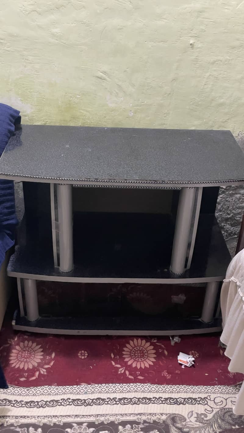 Tv / computer console table 0