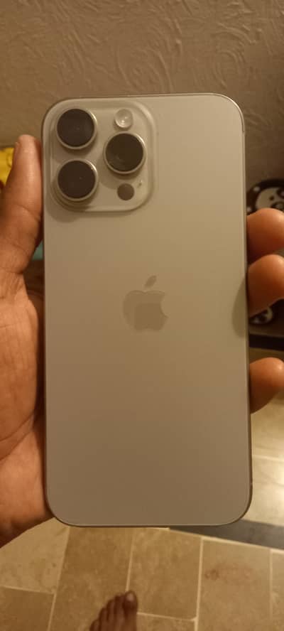 Apple iPhone 16 Pro Max