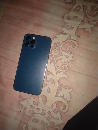 I PHONE 12 PRO GOOD CONDITION