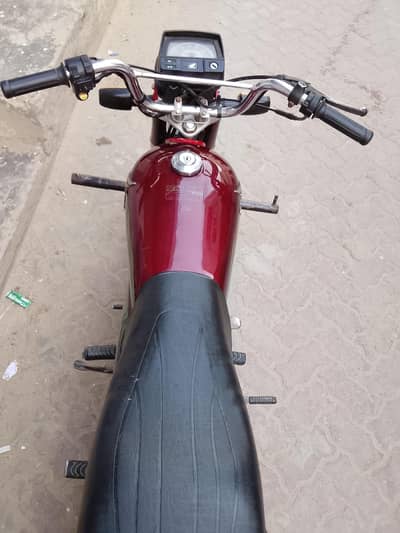 Urgent sale.  Phone number. 03281631287