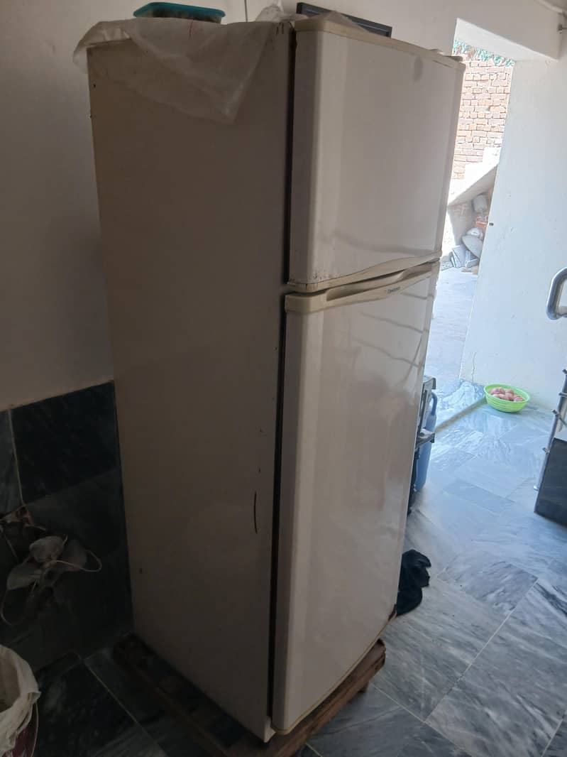 refrigerator 1