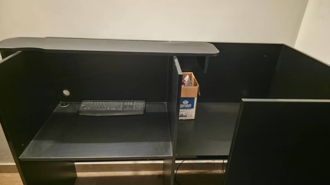 Office Workstations 2