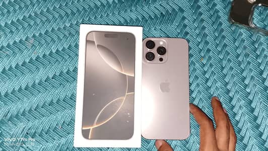 Apple iPhone 16 Pro Max