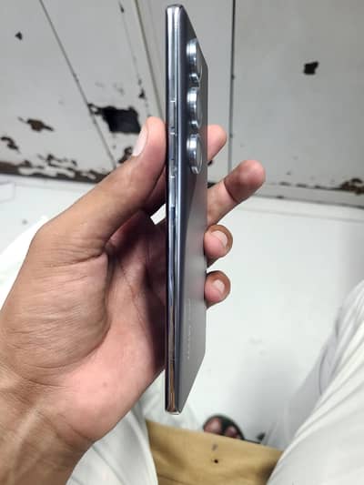 Tecno CAMON 40 Pro