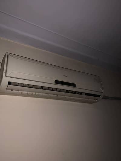 Haier Split AC 1.5 Ton (Very good Condition)