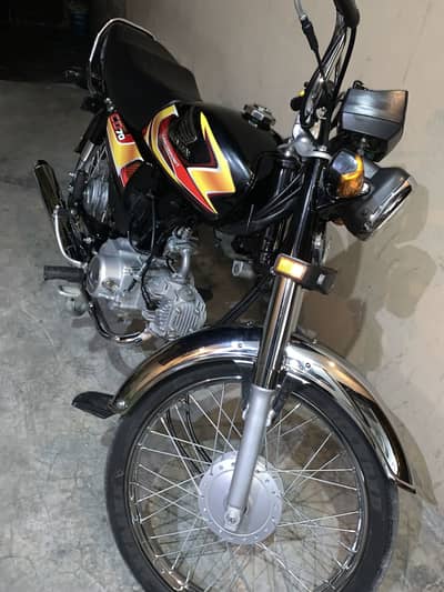Honda 70 t new bike ha number laga hua ha