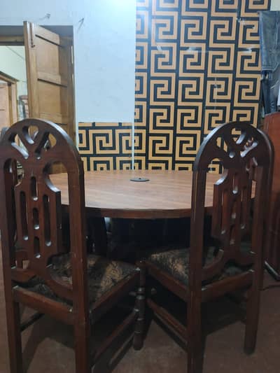 Real chanyoti wood  dining table  with chairs