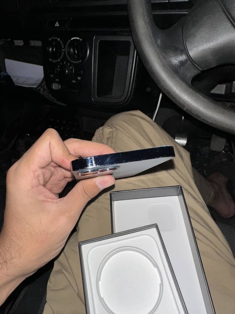 Iphone 12 pro 1
