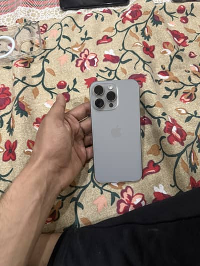 Apple iPhone 15 Pro Max