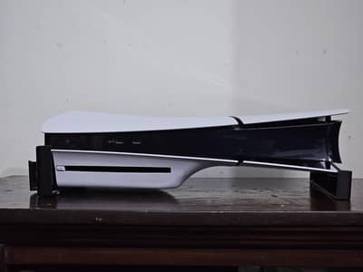 PS5 SLIM DISC UK - CFI 2016 Read AD.