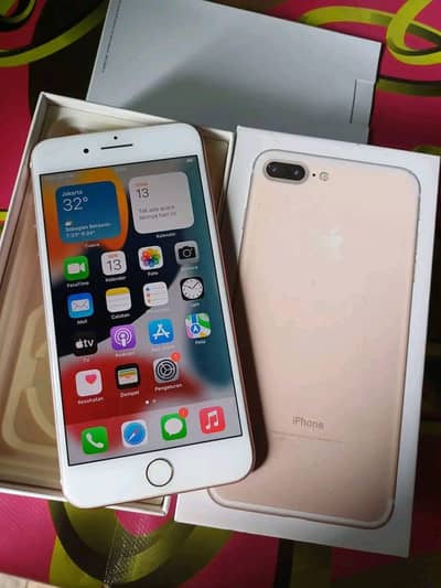 iphone 7 plus 128 GB  no open no repair PTA approved all ok