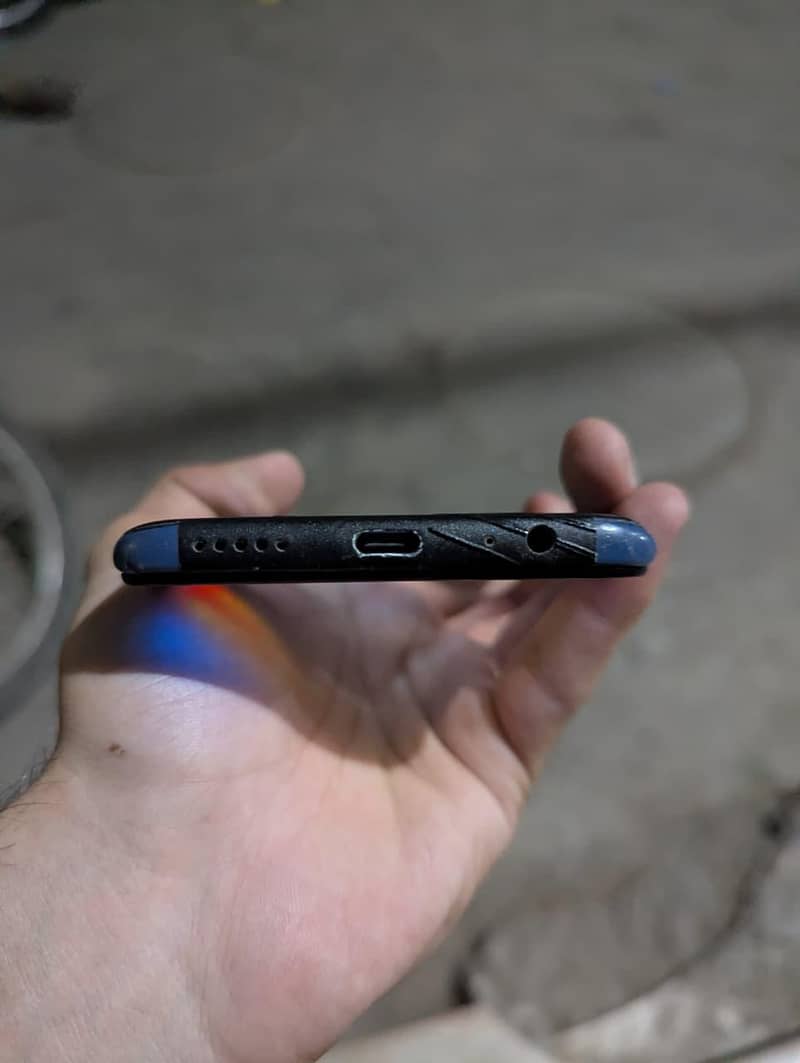 Xiaomi Redmi Note 9 4