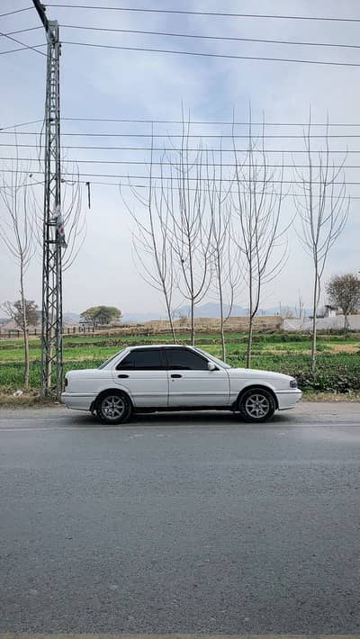 Nissan Sunny 1994