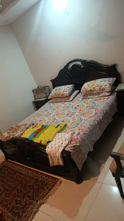 Bed/double bed/king size bed/wodden bed/polished bed