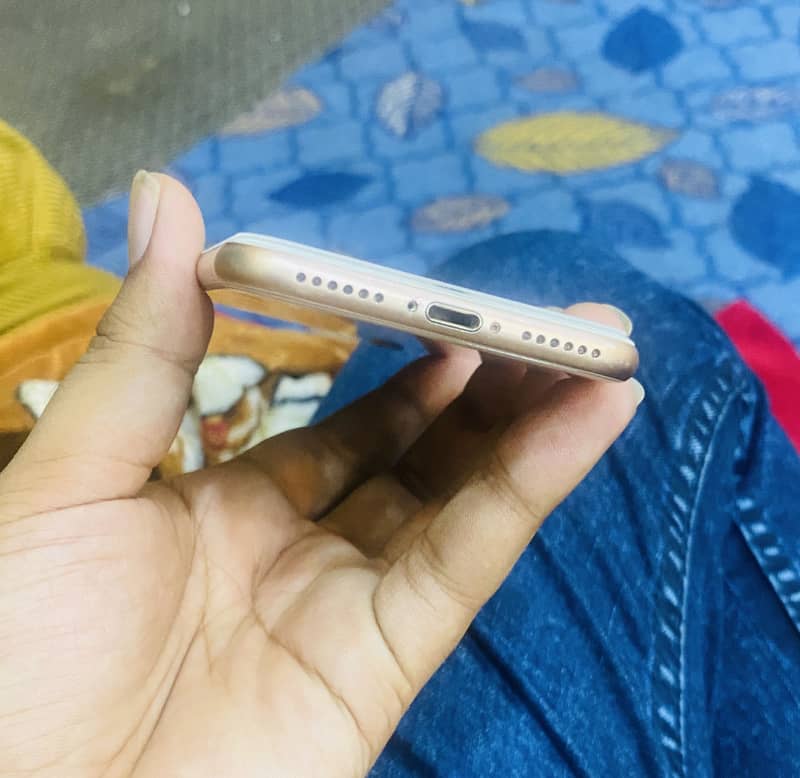Apple iPhone 8 2