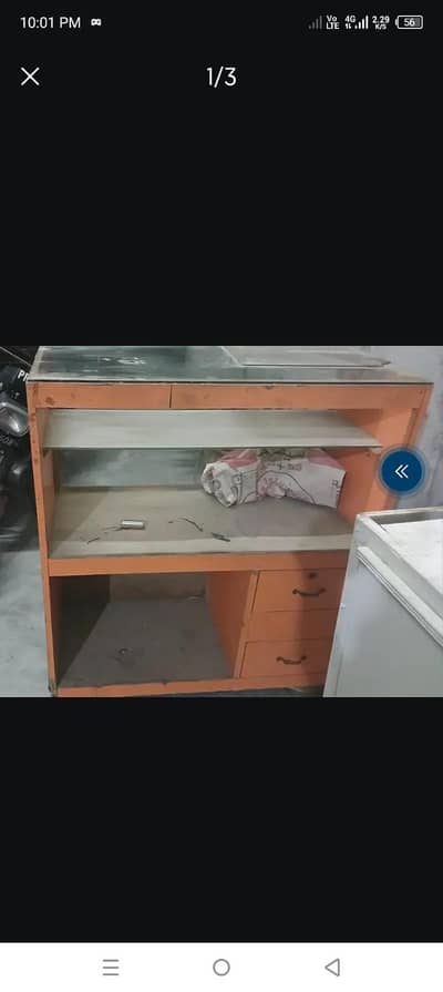 shop display counter