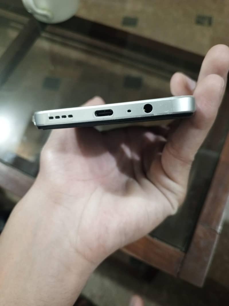 Realme C71 1