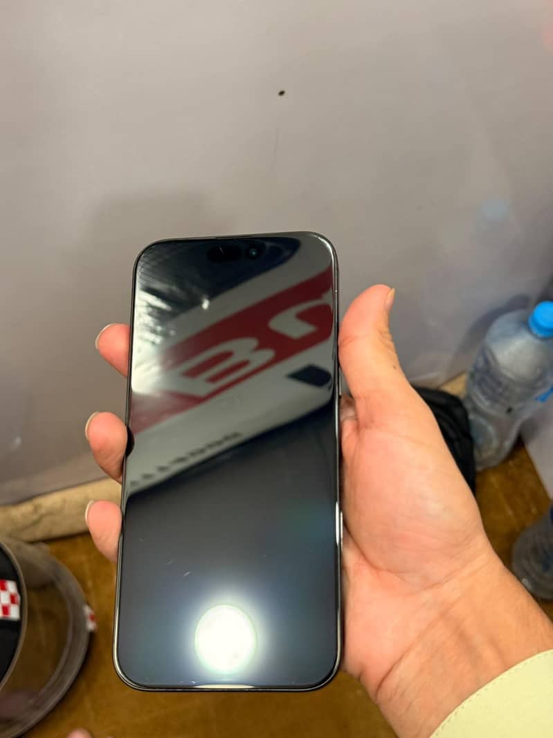 iPhone 16 Pro max 5