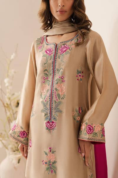 ANGAN LAWN EMBROIDERED HIT STICH 3PC